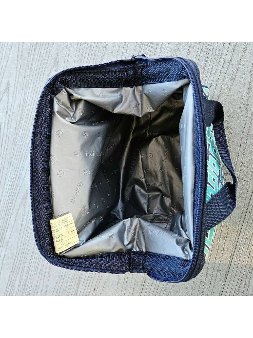 Fit & Fresh unfoldable lunchbox. Preloved good condition - Picture 3 of 7